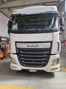 truck XF460SLH LD FB960DC 50437